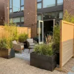 renter friendly no dig privacy fence with freestanding panels and HDPE privacy screen in a stylish rental backyard